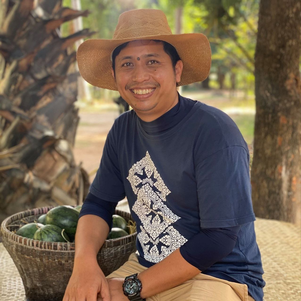 រូបភាពប្រវត្តិរូបរបស់រស្មី